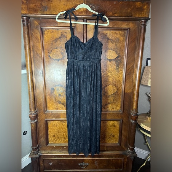 EUC Jonathan Simkhai- Bonnie Lace Plisse Dress. Size 4 - Picture 5 of 13